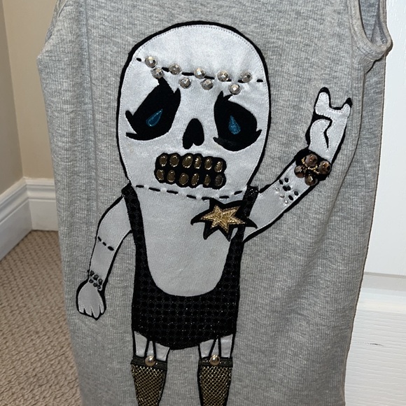 Cute Top - Picture 2 of 4